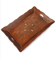 Plateau de sculpture jali en bois de Sesham avec incrustation de laiton Plateau de nourriture en bois rustique artisanat décoratif en bois pour la décoration de table