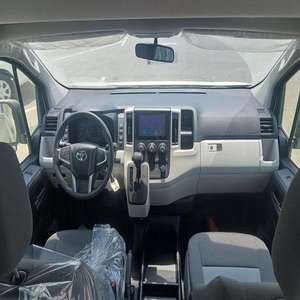 Furgoneta de Transporte Turboalimentada Usada de 2024, Asientos Flexibles, Manejo Suave con Tracción Trasera, Bien Mantenida, Suministrada desde Japón - Product Image 3