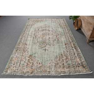 Alfombra turca Vintage de 5,4x8,6 pies, alfombra verde de lana Beige para sala de estar, respaldo de látex, Patchwork Aubusson para pasillo - Product Image 1