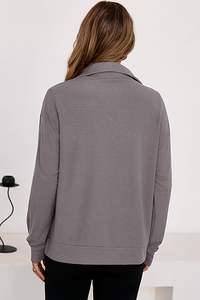 Sweat-shirt à la mode pour femmes design doux et extensible pour des looks décontractés modernes - Product Image 3