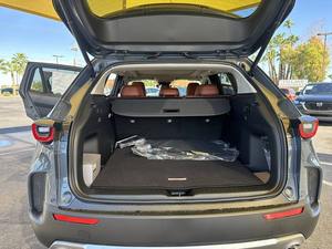 Auto Usado Confiable, Mazda CX-50 2025, Edición Meridian 2.5 Turbo, SUV 4x4 (2.5L 4 cilindros Turbo 6A) - Product Image 5