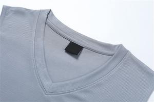 Vente en gros d'uniformes de basket-ball personnalisés de haute qualité vêtements vierges respirants ensemble d'uniformes portés par sublimation imprimés avec logo de l'équipe - Product Image 4