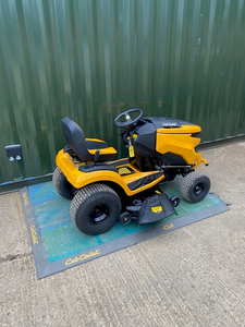รถตัดหญ้ามือสอง Cub Cadet XT1 LT 42 เครื่องยนต์เบนซิน 173 ซีซี 2 จังหวะ 5.5 แรงม้า ถังเก็บหญ้า 100 ลิตร ใบมีดทรงกระบอก พร้อมฟังก์ชั่นย่อยหญ้า - Product Image 2