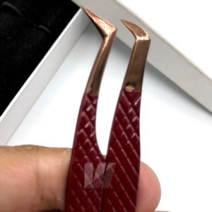 Pince à épiler professionnelle d'extension de cils à poignée en diamant avec logo personnalisé en acier inoxydable durable avec pointe pointue - Product Image 6