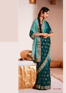 Colección de Saris de Seda Georgette de Dos Tonos con Trabajo de Tejido para Mujeres Indias y Pakistaníes - Product Image 4