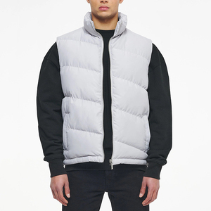 Venta al por mayor packable acolchado Puffer chaleco chaqueta con logotipo bordado personalizado de los hombres de pato de color sólido transpirable chaquetas para los hombres - Product Image 6