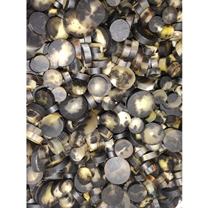 Botones Redondos de Cuerno de Vaca Hechos a Mano Ecológicos - Color 09/10 - Product Image 1