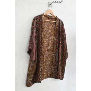 ชุดคลุมกิโมโนผ้าไหมปะติดปะต่อ ไซส์ใหญ่ ความยาวระดับเข่า ระบายอากาศได้ดี หรูหรา เซ็กซี่ สำหรับผู้หญิง - Product Image 2