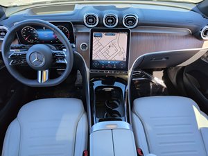 Mercedes-Benz GLC 300 AWD 4MATIC 2023 Usado en Buen Estado - Product Image 5