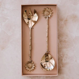 Ensemble de serveurs à salade en métal design, conçu pour les maisons de luxe, avec des formes artistiques et des matériaux de haute qualité - Product Image 1