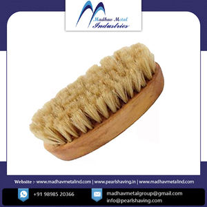 Compre cepillo de limpieza de barba de calidad estándar para hombres disponible a precio competitivo - Product Image 2