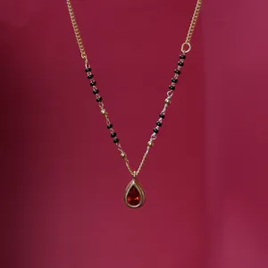 Collier tendance avec pendentif en forme de larme en grenat plaqué or, chaîne à maillons, bijoux religieux pour femmes, cadeau de fête, avec pierre principale en perle - Product Image 4