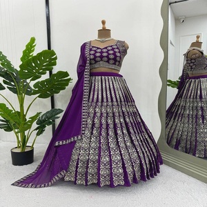El último diseñador Faux Georgette Thread Sequence Work Lehenga Choli de FabZone - Product Image 5