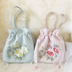 DESIGNER--BEAUTIFUL ÉLÉGANTES -- Sacs POTLI avec perles de verre en cristal, BRODERIE RESHAM POUR la fête/mariage = 2024 - Product Image 1