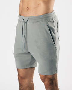 กางเกงขาสั้นลำลองผู้ชายเอวกลางผ้าลูกฟูกมีเชือกผูก ระบายอากาศได้ดี เป็นมิตรกับสิ่งแวดล้อม เหมาะสำหรับออกกำลังกาย ผลิตในปากีสถาน - Product Image 1