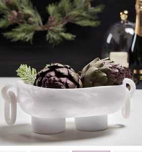 Service de vaisselle en résine époxy artistique de qualité supérieure avec bols et plateaux Vaisselle écologique fabriquée à la main pour les repas de luxe - Product Image 4