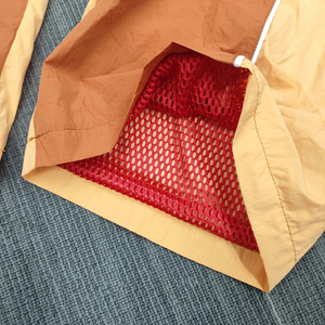 Veste coupe-vent unisexe tendance en nylon multicolore, coupe régulière, pantalon en nylon ajusté, séchage rapide, bas ample - Product Image 4