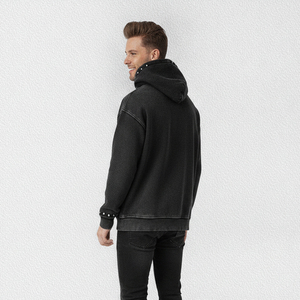 Sweat-shirt à capuche noir délavé pour homme, imprimé pailleté, poche ornée de strass, coupe décontractée oversize, style décontracté - Product Image 3