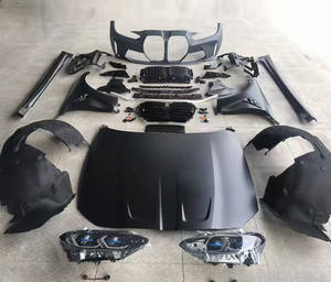 Kit carrosserie large FEITUO pour <span class=keywords><strong>BMW</strong></span> Série 3 F30, mise à niveau vers G80 M3 avec pare-chocs, calandre, jupes latérales, diffuseur arrière et phares de haute qualité - Product Image 3