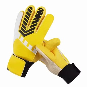 Gants de gardien de but de football professionnel 2024 Design en gros Logo personnalisé respirant gants de football de haute qualité - Product Image 1
