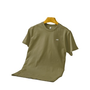 T-shirt surdimensionné 100% coton avec impression personnalisée pour hommes 300 GSM Style décontracté avec étiquette personnalisée Couleur unie Design grande taille - Product Image 4
