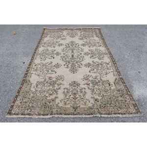 Classic Beige Green Vintage <b>Turkish</b> <b>Rug</b> 5.7 X 8.8 ft Wool Latex Backing Patchwork for Bedside Rectangle Style-Model Tabriz - Product Image 1