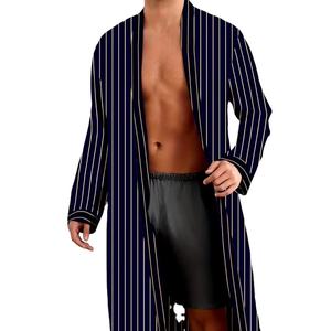 Batas de dormir para hombre de satén de seda 100% simples y suaves, batas de baño de seda personalizadas de verano de alta calidad con logotipo personalizado. - Product Image 1