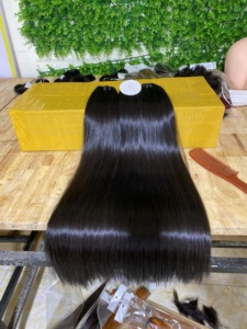 Extensions de cheveux vierges brésiliennes Remy lisses, cuticules alignées pour extensions de cheveux - Product Image 4