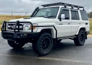 Pick-up à cabine simple Toyo-ta Land Cruiser 2021 - Product Image 2