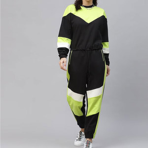 Survêtement de sport élégant à manches longues pour femmes de grande taille, confortable et pour une tenue décontractée et des activités sportives en hiver - Product Image 1