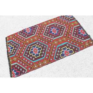 Tapis turc Kilim 2,9 x 4,9 pieds, tapis vintage abstrait rouge en laine - Product Image 2