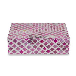 Caja con incrustaciones de resina de estilo Vintage, almacenamiento de joyas, regalo decorativo, organizador hecho a mano de Tradebyd - Product Image 2