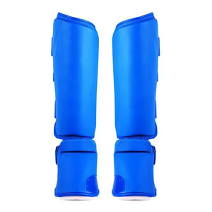 Espinilleras de Cuero 100% Profesionales para Entrenamiento de Muay Thai y Kickboxing - Protección Ligera de Pakistán - Product Image 2