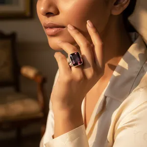 Anillo Delicado de Plata 925 con Gema Rectangular para Mujer, Chapado en Rodio con Circonita, Joyería Fina de Platino - Product Image 3