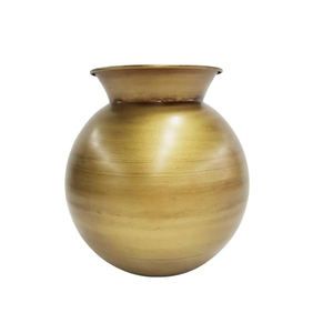 Vases en métal avec finition dorée pour les fêtes de mariage Décoration de la maison Support pour plantes Vases à fleurs les plus vendus - Product Image 3