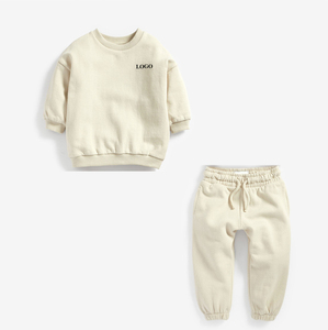 Chándal de hombre de servicio OEM, chándal de manga larga y tela ligera para niños, chándal ajustado de tendencia superior para niños - Product Image 4