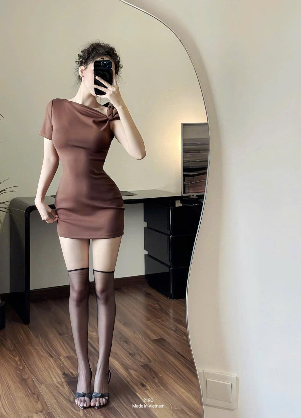 สีน้ำตาล