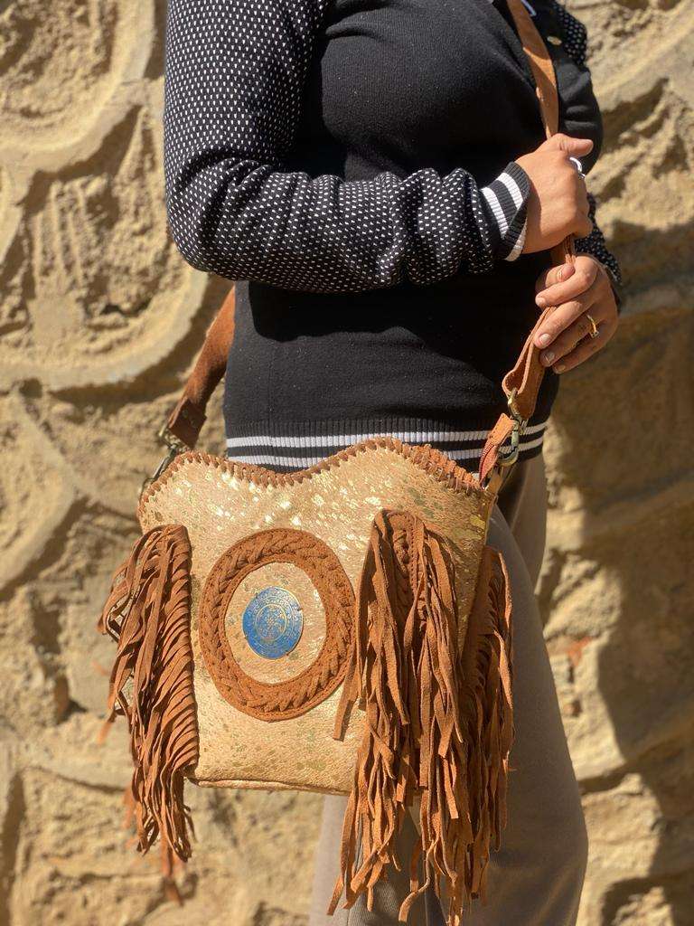 โกลเด้น