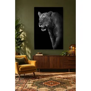 Impression sur toile « Fida Lioness sortant de l'obscurité » - Product Image 1