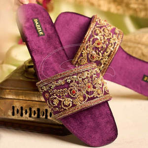 Tendance de la mode féminine, tongs imprimées antidérapantes avec semelle extérieure en cuir véritable et doublure en velours, toutes saisons - Product Image 3