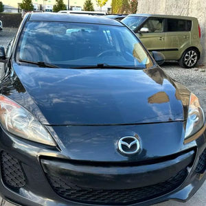 Mazda MAZ-DA3 I Sport d'occasion 2013, conduite à gauche - Product Image 1