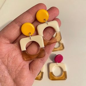 Pendientes de Resina Roja de la Mejor Calidad para Damas, Pendientes de Resina Elegantes con Piedra de Perla, Venta al por Mayor de Artesanías de Resina Bh - Product Image 5