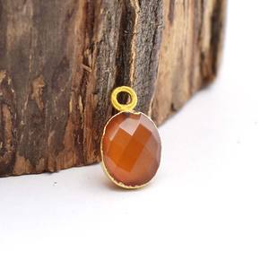 Dije de Piedra Preciosa de Cornalina Ovalada Facetada, Chapado en Oro, con un Solo Argolla (8x10mm), Joyería - Product Image 1