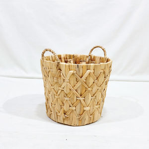 Panier décoratif en jacinthe d'eau naturelle rustique et écologique Artex Dong Thap pour plante et rangement à domicile - Product Image 3