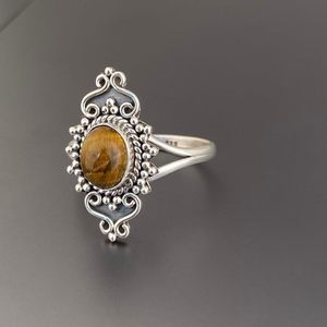 Anillo Gótico de Plata 925 con Ojo de Tigre, Talla Personalizada, Estilo Bohemio, Gema de Ágata de Corte Ovalado, Engaste Clásico con Baño de Oro de 18K - Product Image 5