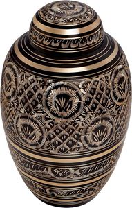 Urne pour les cendres humaines-Grande urne funéraire en laiton massif pour adultes, fabriquée à la main-Urne abordable gravée (dôme adulte (12 "Hx8 W)) - Product Image 3