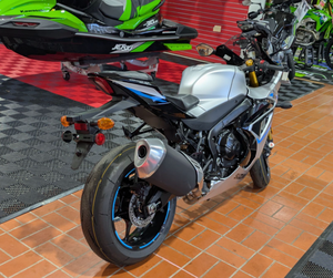 OFERTA DE DESCUENTO DEL 100% Motocicleta Suzuki GSX-R1000R 2025 Nueva - Product Image 4