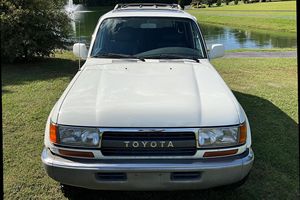 OFFRE SPÉCIALE - LANDCRUISERS 4x4 SUV 1993 - ÉTAT IMPECCABLE - FONCTIONNENT PARFAITEMENT - CHOIX PREMIUM - PRÊT À L'EXPORTATION - Product Image 2