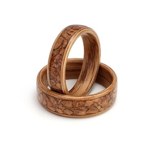 Bracelets en bois personnalisables de haute qualité, résistants à l'eau, faits à la main, en bois naturel, accessoires de mode mignons pour femmes - Product Image 4