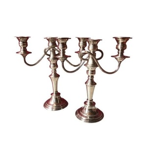 Candelabro de Metal de estilo lujoso de tendencia superior, candelabro decorativo hecho a mano con acabado plateado - Product Image 2